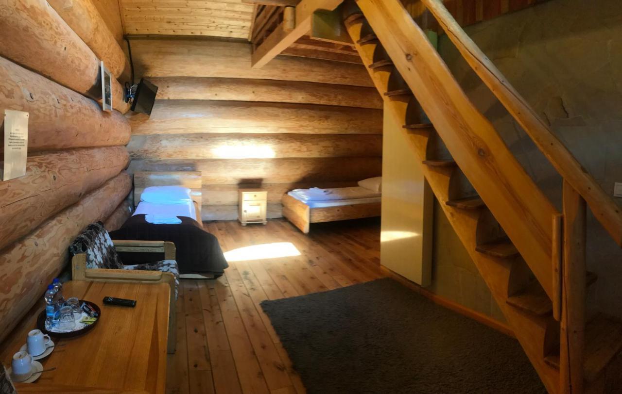 Pod Koziorozcami Hotel Trzebiechow Bagian luar foto