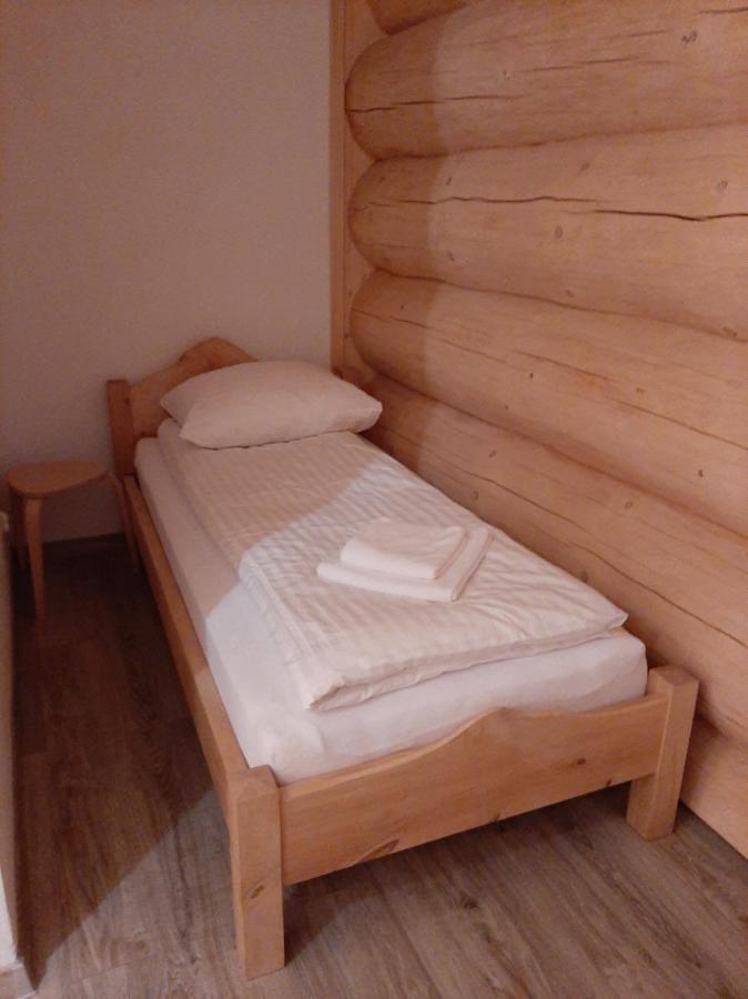 Pod Koziorozcami Hotel Trzebiechow Bagian luar foto